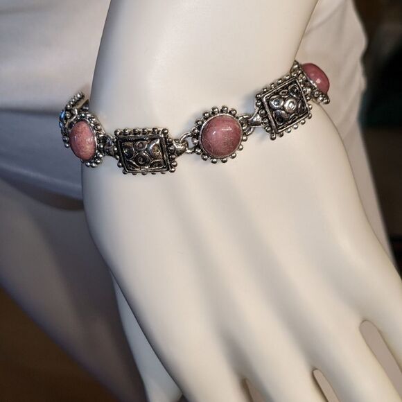 Pink marbled stone silvertone  bracelet - Picture 1 of 5